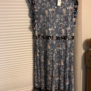 LOFT 18 NWT Floral Dress
